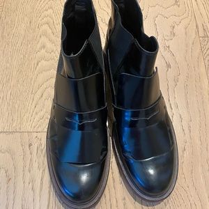 Tod’s ankle boogie leather
